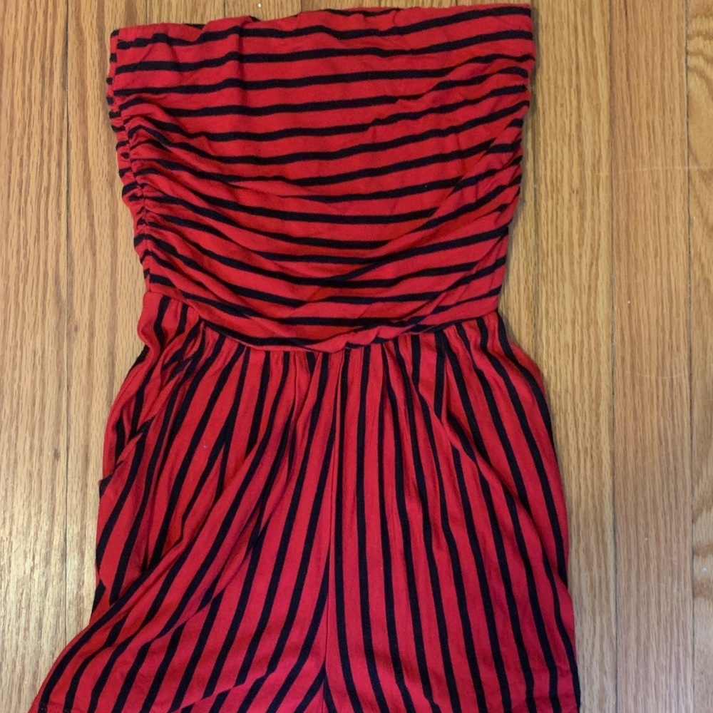 Strapless romper
